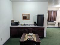 King Suite Handicapped Accessible Kitchenette