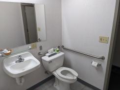 Double Bed Handicap Bathroom