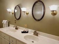 Double vanity sink